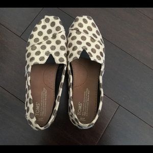 Toms Slip on shoes